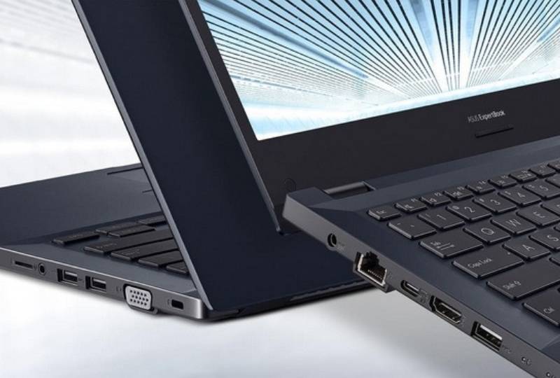 Kết nối laptop Asus ExpertBook P2451FA-EK0261 đa dạng